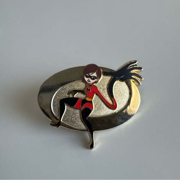 DISNEY THE INCREDIBLES OVAL  SPLENDID PINS SET LANYARD PIN  SET OF 5 2018 - Picture 3 of 10